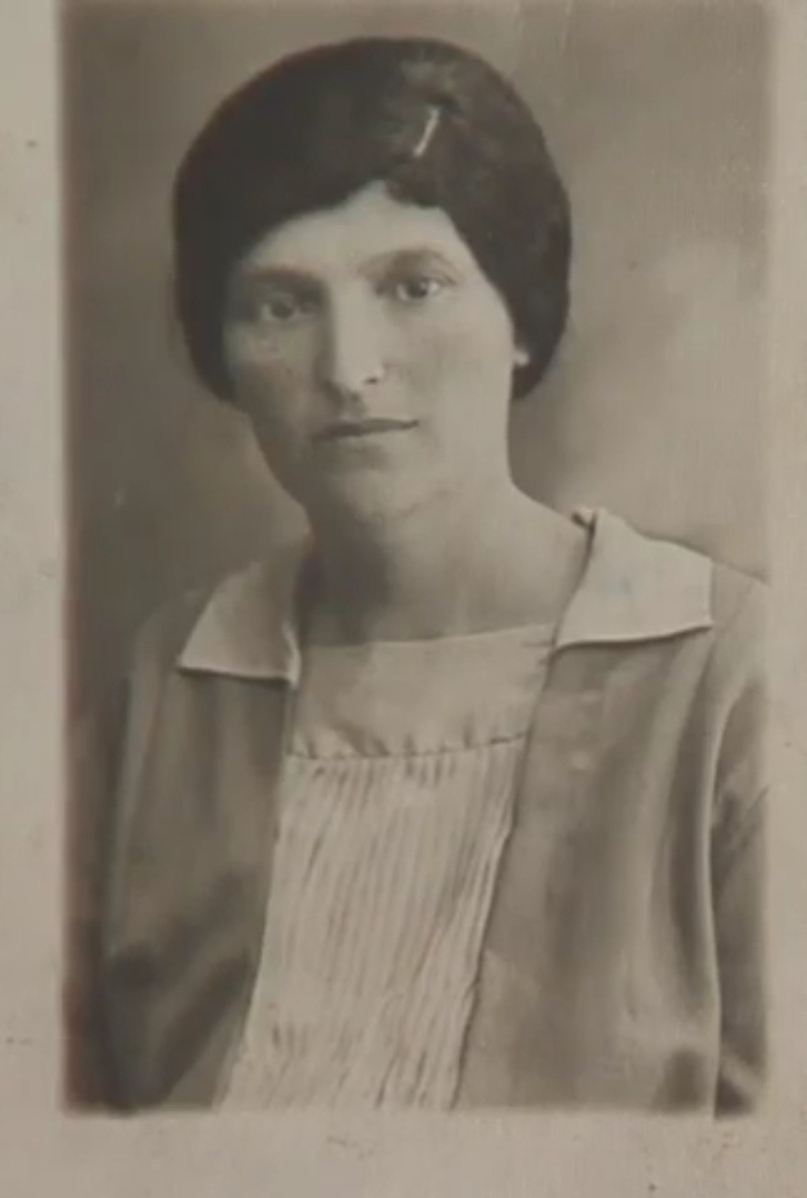 Hanni Weisz Feldman portrait